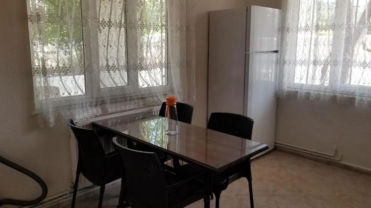 Huge Evleri 3 Apartment Marmaris Turcia